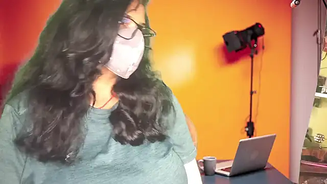 mamoni91 online show from October 6, 3:37 am