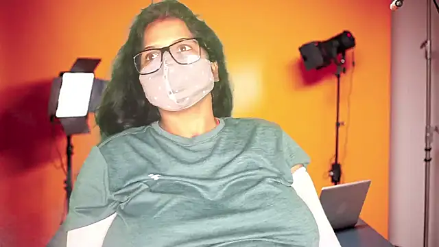 mamoni91 online show from October 8, 2:42 am