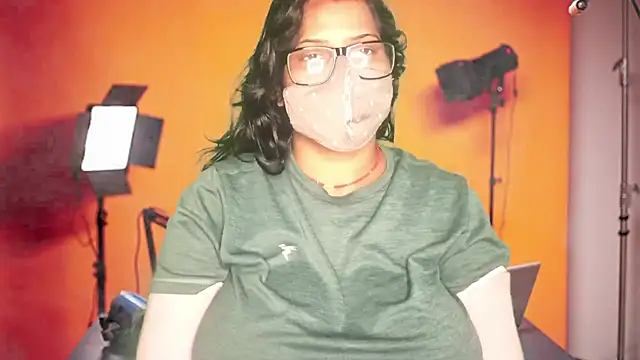 mamoni91 online show from November 3, 2:35 am