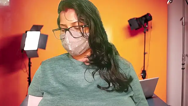 mamoni91 online show from November 4, 3:05 am