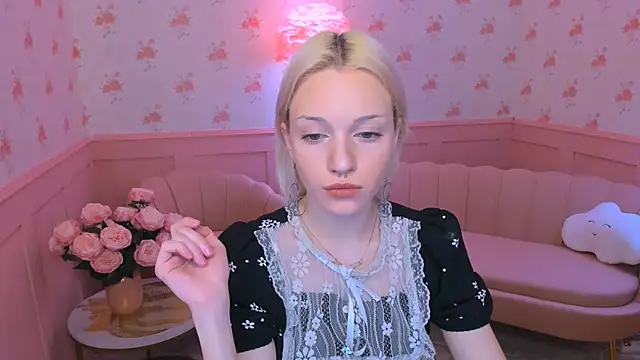 VelvetVixen155 online show from December 7, 3:04 am