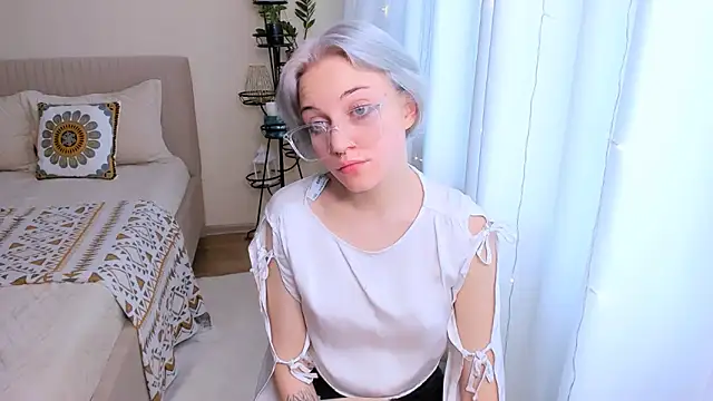 VelvetVixen155 online show from February 4, 9:28 am