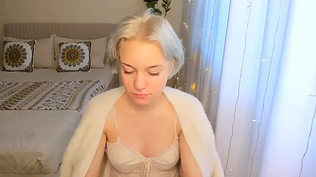 VelvetVixen155 online show from February 7, 7:07 am