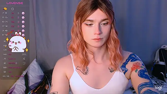 Snapshot of Alice_Hells chatting on January 24, 10:11 am Alice Hells online show from January 24, 10:11 am