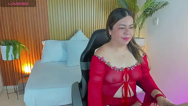 Snapshot of nahia_13 chatting on April 27, 12:25 pm nahia 13 online show from April 27, 12:25 pm