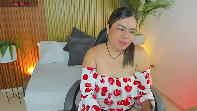 Snapshot of nahia_13 chatting on May 14, 2:24 pm nahia 13 online show from May 14, 2:24 pm