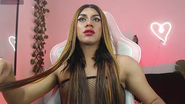 Tefy bratz online show from January 30, 3:40 pm