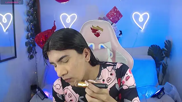 Tefy bratz online show from February 23, 2:14 pm