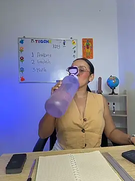 Snapshot of Kay_LustyWife chatting on March 27, 12:38 am Kay LustyWife online show from March 27, 12:38 am