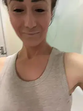 SweetSolez online show from April 3, 9:35 pm