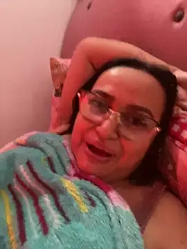 Snapshot of GiaNahomi chatting on January 5, 1:58 pm GiaNahomi online show from January 5, 1:58 pm