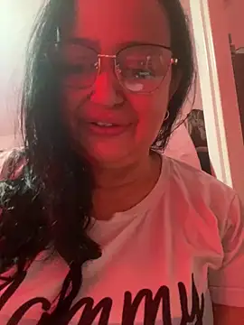 Snapshot of GiaNahomi chatting on March 16, 1:49 pm GiaNahomi online show from March 16, 1:49 pm