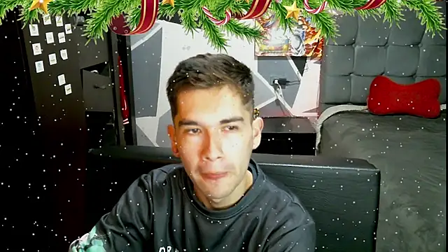 Snapshot of samael1107 chatting on December 7, 11:01 pm samael1107 online show from December 7, 11:01 pm