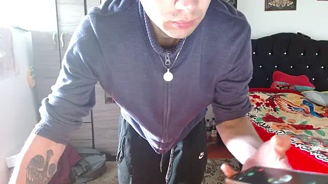 Snapshot of samael1107 chatting on October 30, 3:57 pm samael1107 online show from October 30, 3:57 pm