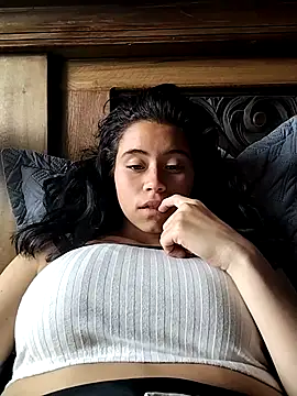 Alexandra 65 online show from October 28, 3:47 pm