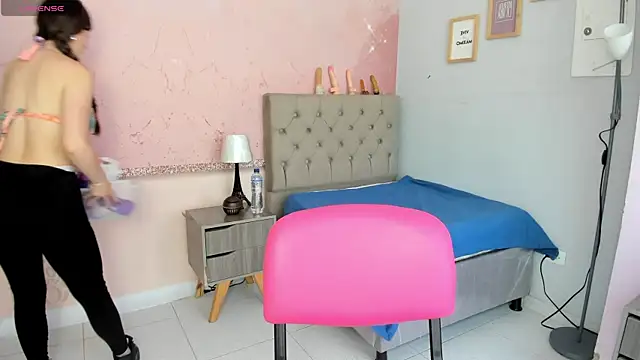 lauren rios7 online show from November 5, 2:06 pm