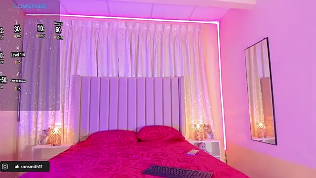 Snapshot of Aliison_Smith chatting on January 4, 12:05 am Aliison Smith online show from January 4, 12:05 am