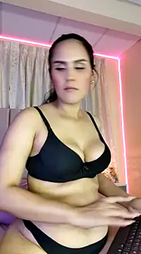 Snapshot of Aliison_Smith chatting on January 19, 7:57 am Aliison Smith online show from January 19, 7:57 am