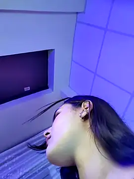 Snapshot of Aliison_Smith chatting on March 14, 5:38 am Aliison Smith online show from March 14, 5:38 am