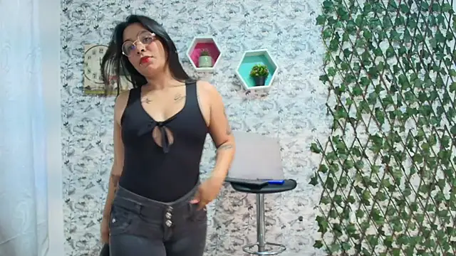 Baby3hot online show from June 4, 11:05 am