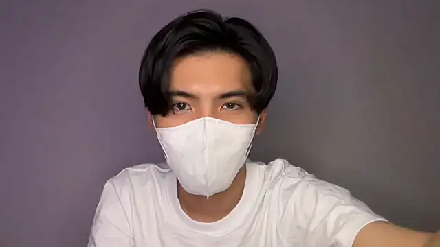 Lio kun online show from October 31, 3:02 pm