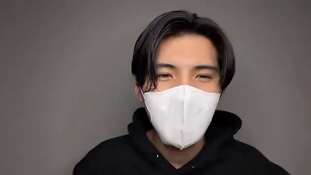 Lio kun online show from February 17, 1:18 pm