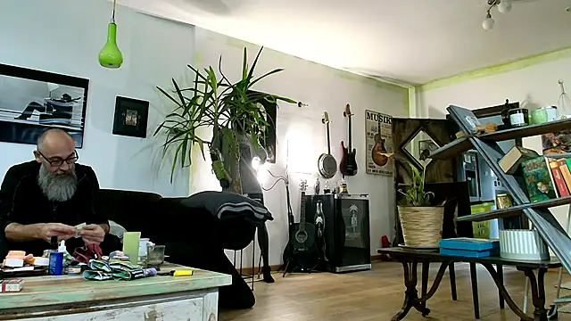 Kingsscepter online show from October 6, 7:17 am