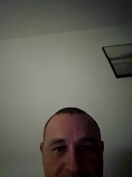 Snapshot of Vipbus chatting on October 8, 7:55 pm Vipbus online show from October 8, 7:55 pm