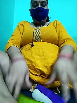 Snapshot of hotty_manisha chatting on November 1, 6:21 pm hotty manisha online show from November 1, 6:21 pm