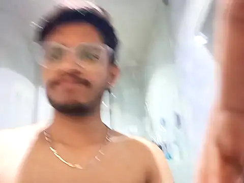 skinnyyyyyyyyy online show from January 25, 3:40 am