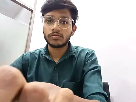 skinnyyyyyyyyy online show from February 12, 10:46 am