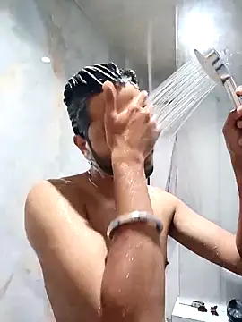 skinnyyyyyyyyy online show from March 23, 2:15 am