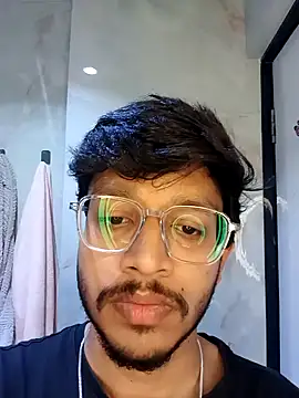 skinnyyyyyyyyy online show from May 15, 4:19 am