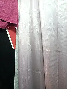 Hanna Kinsley online show from October 15, 5:35 pm