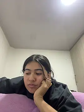 AliceMayer1 online show from February 10, 1:44 pm