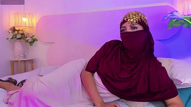 naomiii   online show from October 18, 11:49 pm