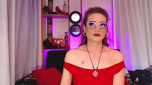 Snapshot of AdeleMourfg chatting on March 1, 2:37 am AdeleMourfg online show from March 1, 2:37 am