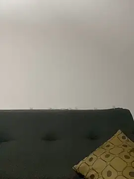 Snapshot of LCarreraa chatting on February 13, 12:24 am LCarreraa online show from February 13, 12:24 am