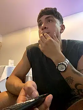 Snapshot of LCarreraa chatting on January 18, 5:55 am LCarreraa online show from January 18, 5:55 am