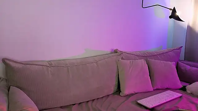 EmmaKeam online show from February 1, 10:14 am