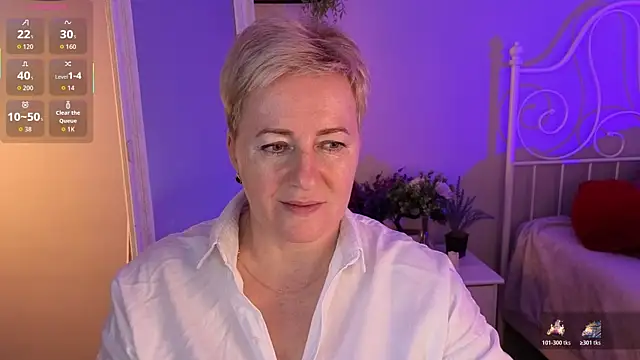 Nika Smit online show from May 1, 10:31 am