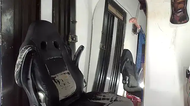 bigcrisblack online show from March 5, 11:45 pm