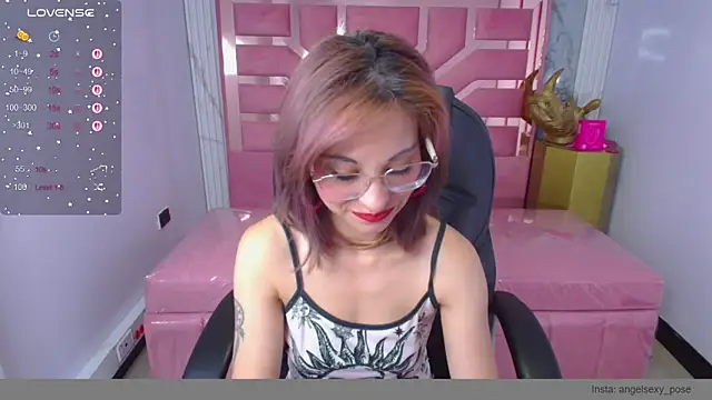 abril ch  online show from May 11, 12:22 pm