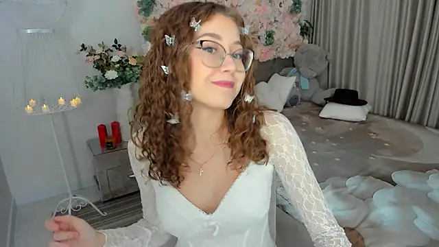 SereneFlame online show from October 24, 4:03 pm