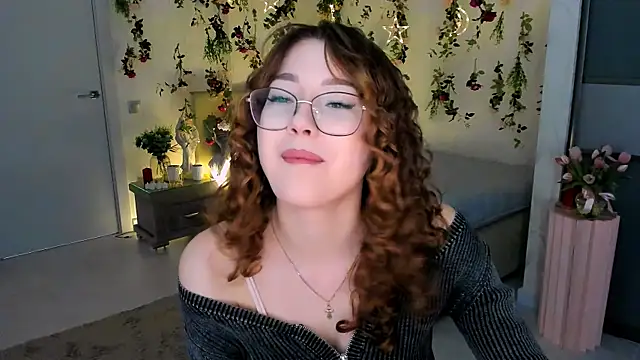 Snapshot of SereneFlame chatting on April 29, 5:30 pm SereneFlame online show from April 29, 5:30 pm