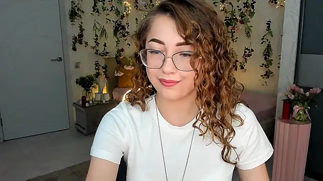 Snapshot of SereneFlame chatting on May 25, 4:02 pm SereneFlame online show from May 25, 4:02 pm