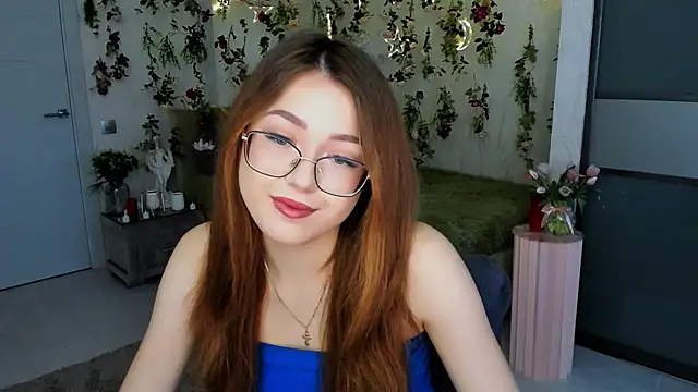 Snapshot of SereneFlame chatting on June 16, 10:18 am SereneFlame online show from June 16, 10:18 am