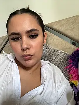 Snapshot of LexyRobert chatting on February 18, 6:15 pm LexyRobert online show from February 18, 6:15 pm