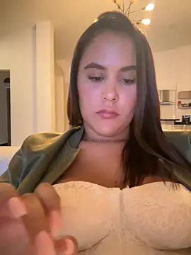 Snapshot of LexyRobert chatting on September 27, 1:32 am LexyRobert online show from September 27, 1:32 am