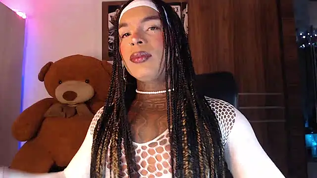 Snapshot of mistressbigcock777 chatting on March 6, 8:11 am mistressbigcock777 online show from March 6, 8:11 am